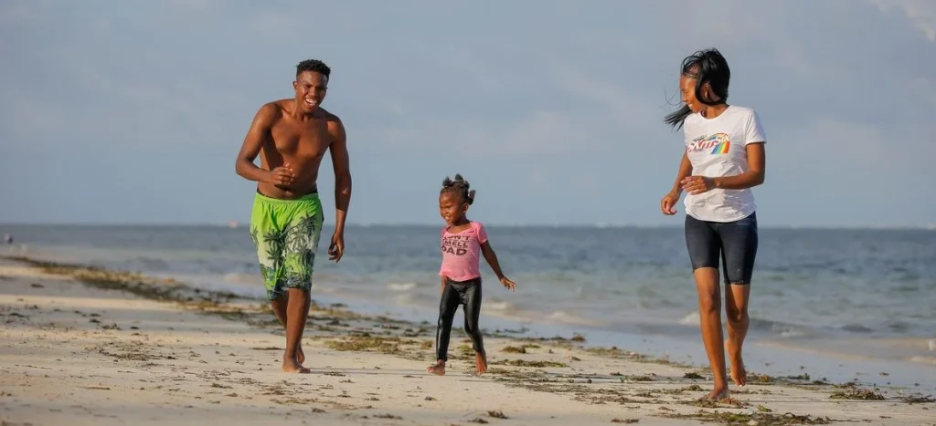 Diani Beach Travel Guide: Family Safari Guide